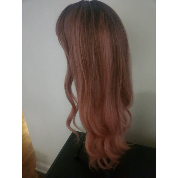 Long light pink ombre wig with bangs - Picture 2 of 6